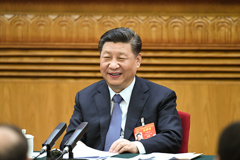 2019年3月5日，习近平总书记参加十三届全国人大二次会议内蒙古代表团的审议。